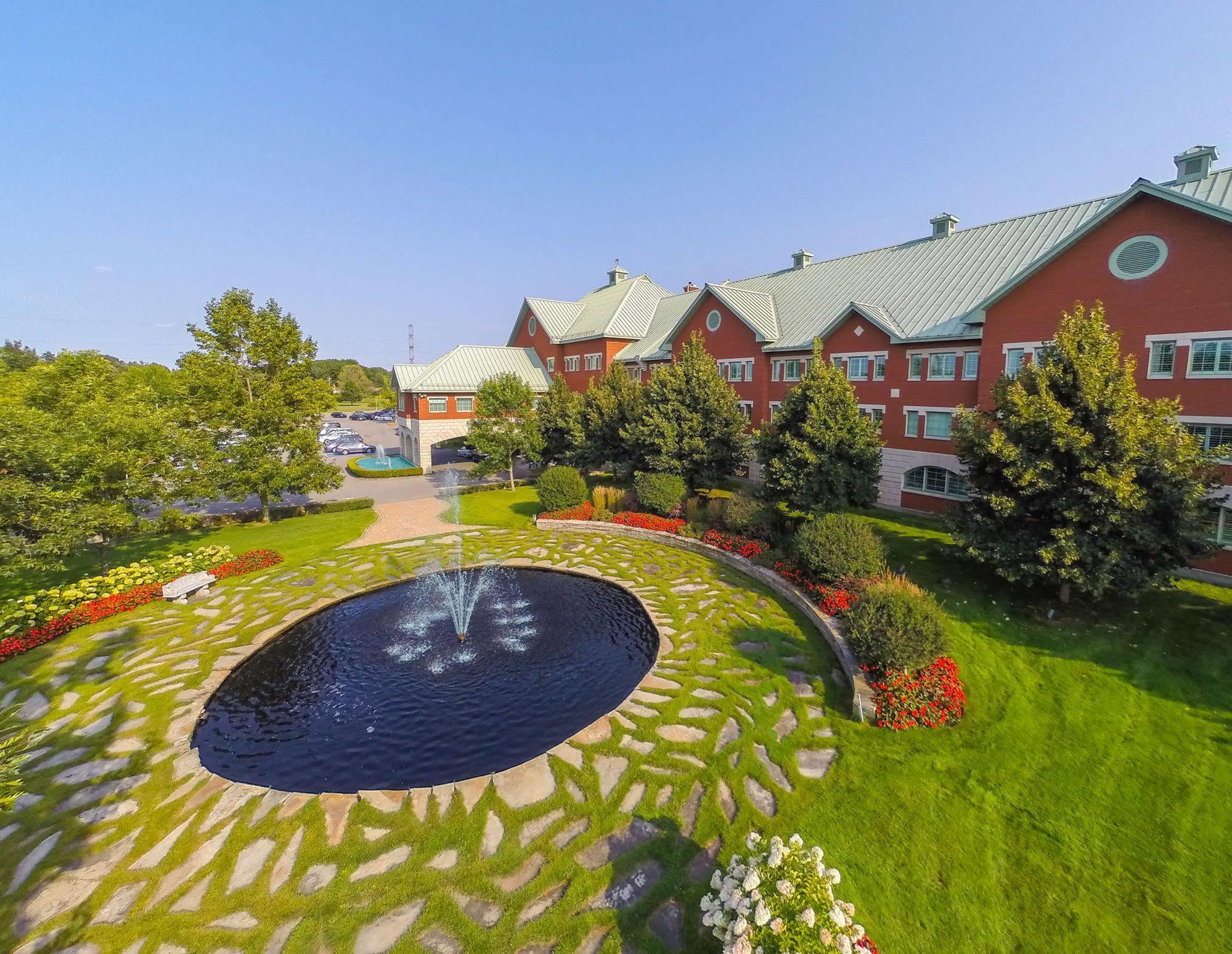 Auberge Godefroy Hotel Becancour Exterior photo